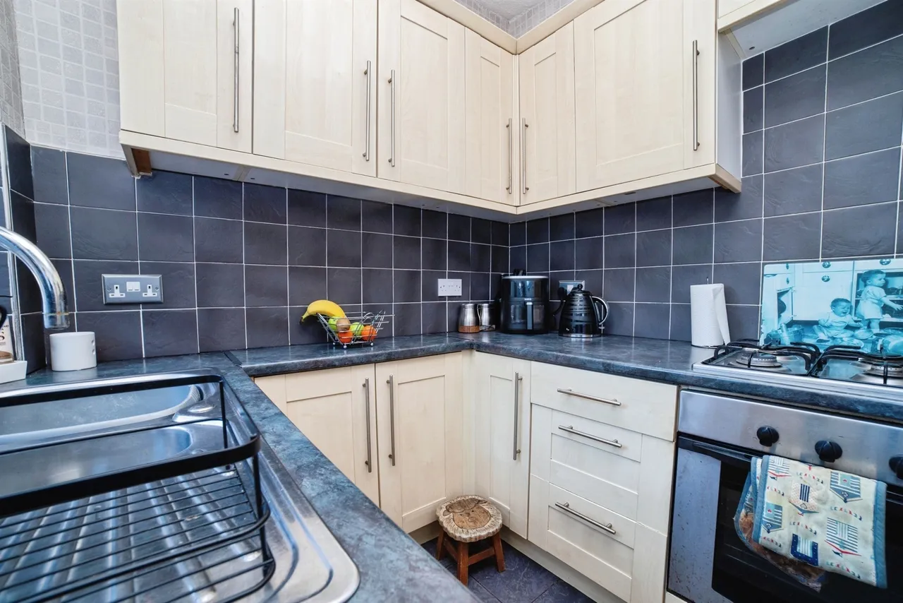 Priory Road, Alfreton, DE55, photo 8