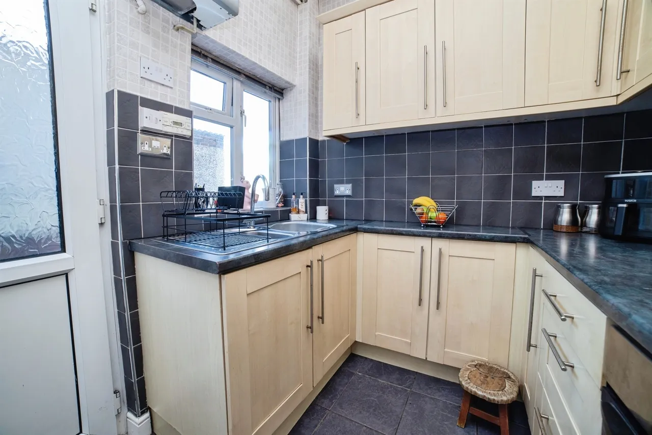 Priory Road, Alfreton, DE55, photo 10