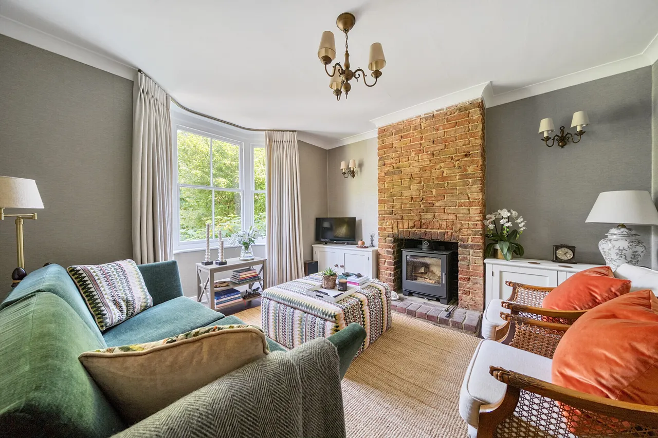 Little Common Lane, Bletchingley, RH1, photo 2