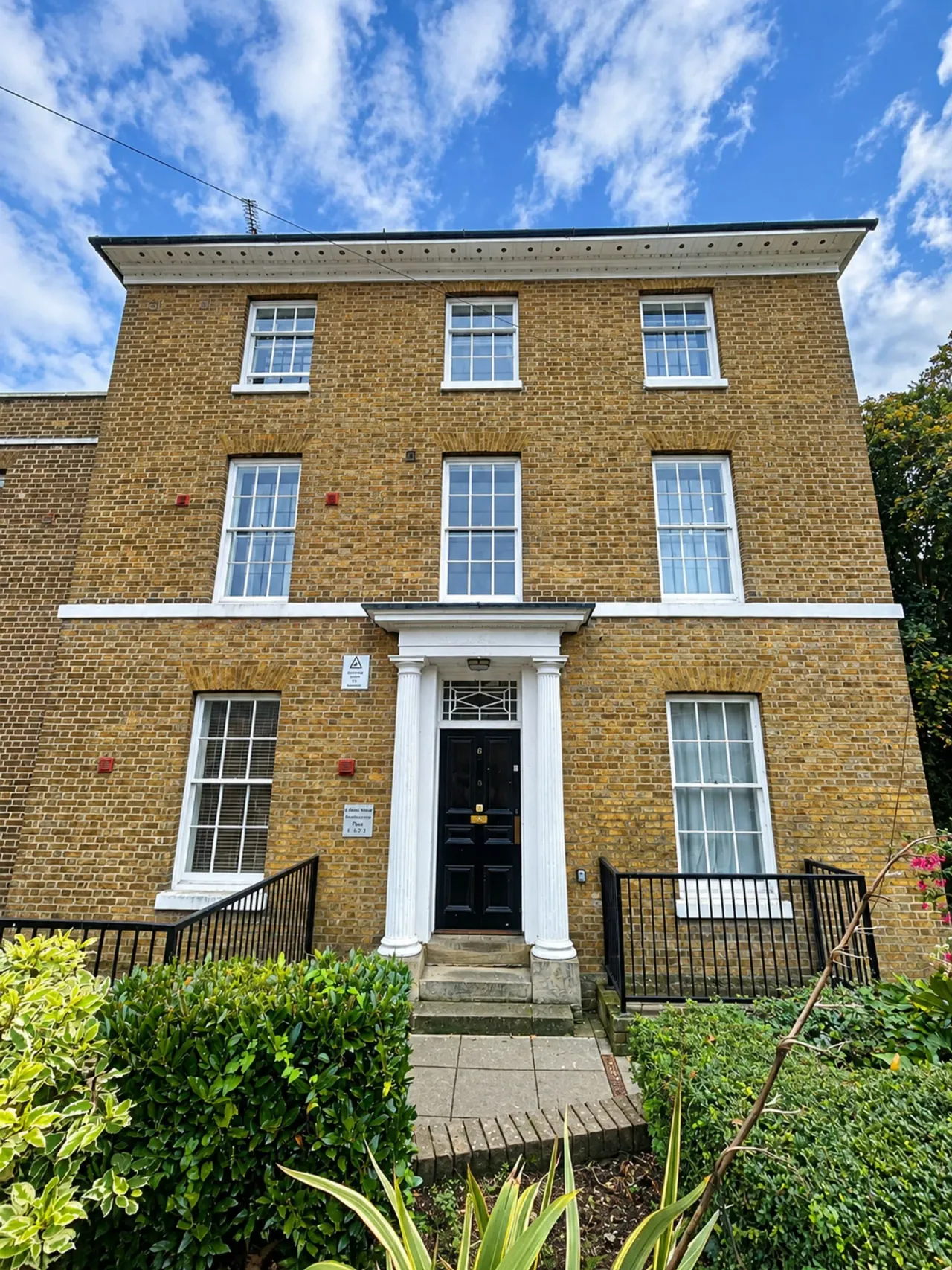 1 bed flat to rent, Ashford Road, ME14