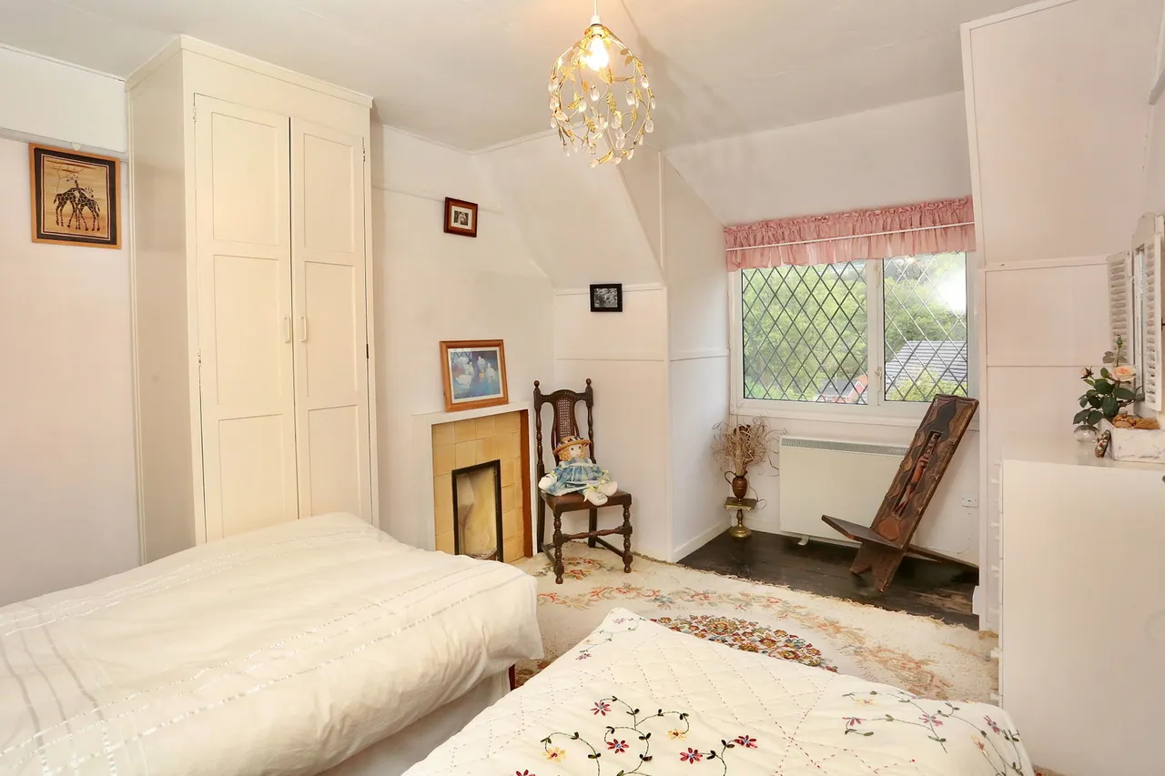 Park Crescent, Clydach, NP7, photo 15
