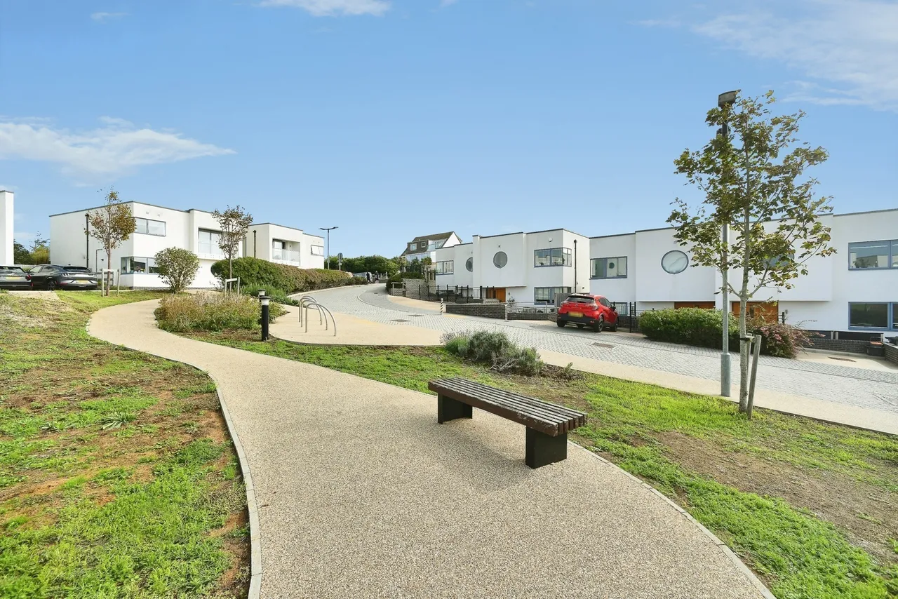 Chalk Cliff Road, Saltdean, BN2, photo 6