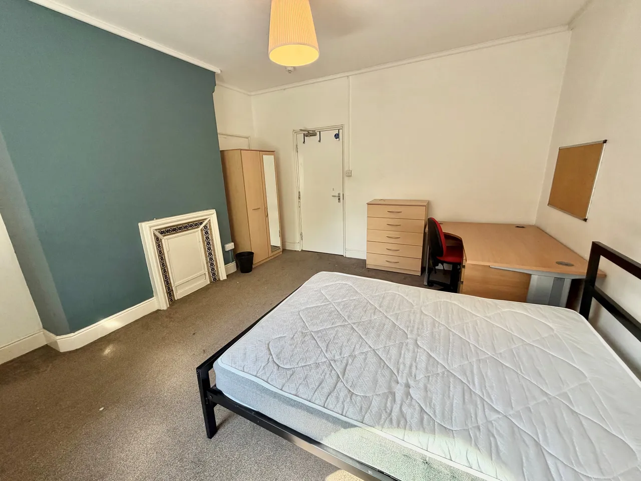 Forest Road West, NOTTINGHAM, photo 2