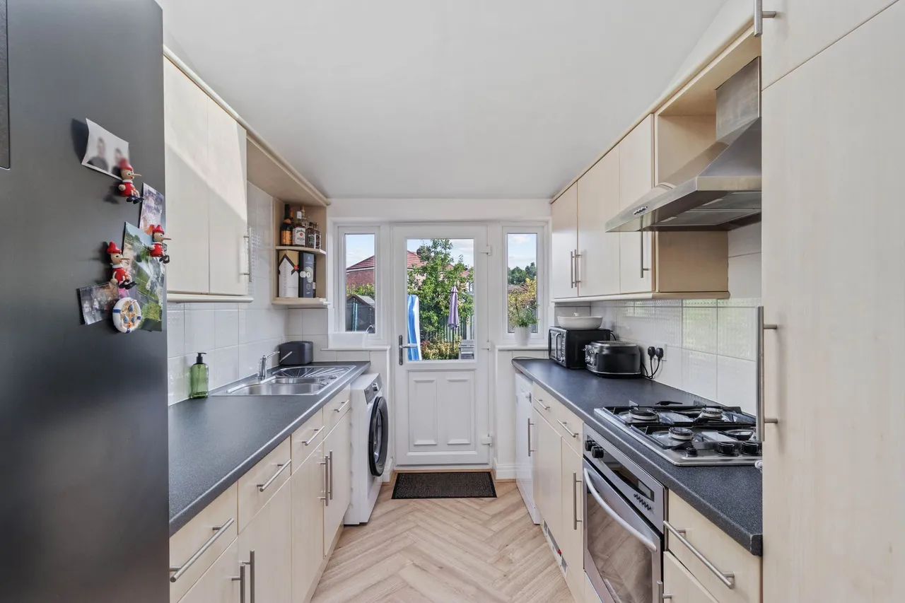 Knutsford Road, Grappenhall, Warrington, Warrington, WA4 2NR, photo 7