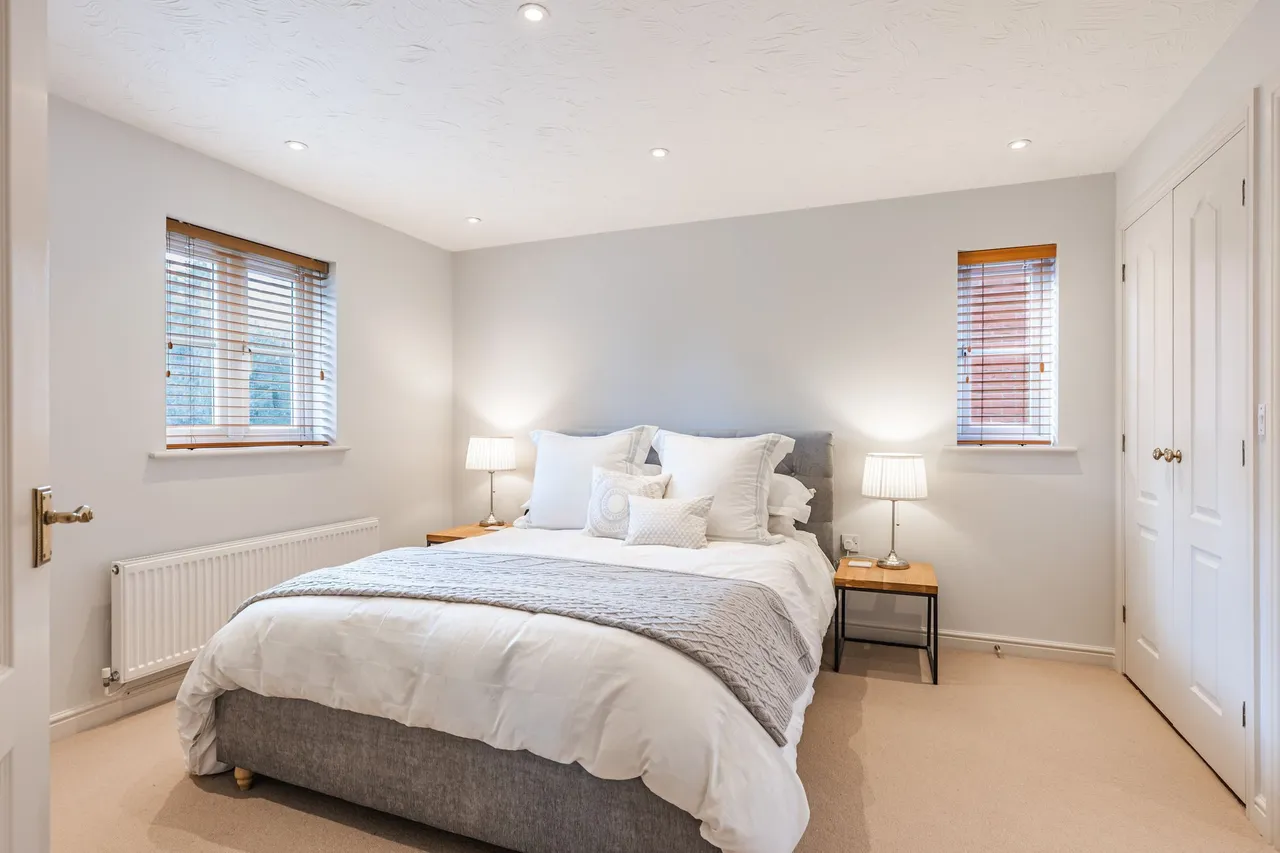 Beautifully Renovated Family Home in, photo 10
