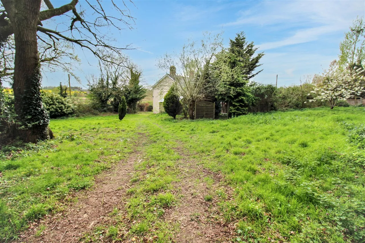 New Road, Bawburgh, NR9, photo 10