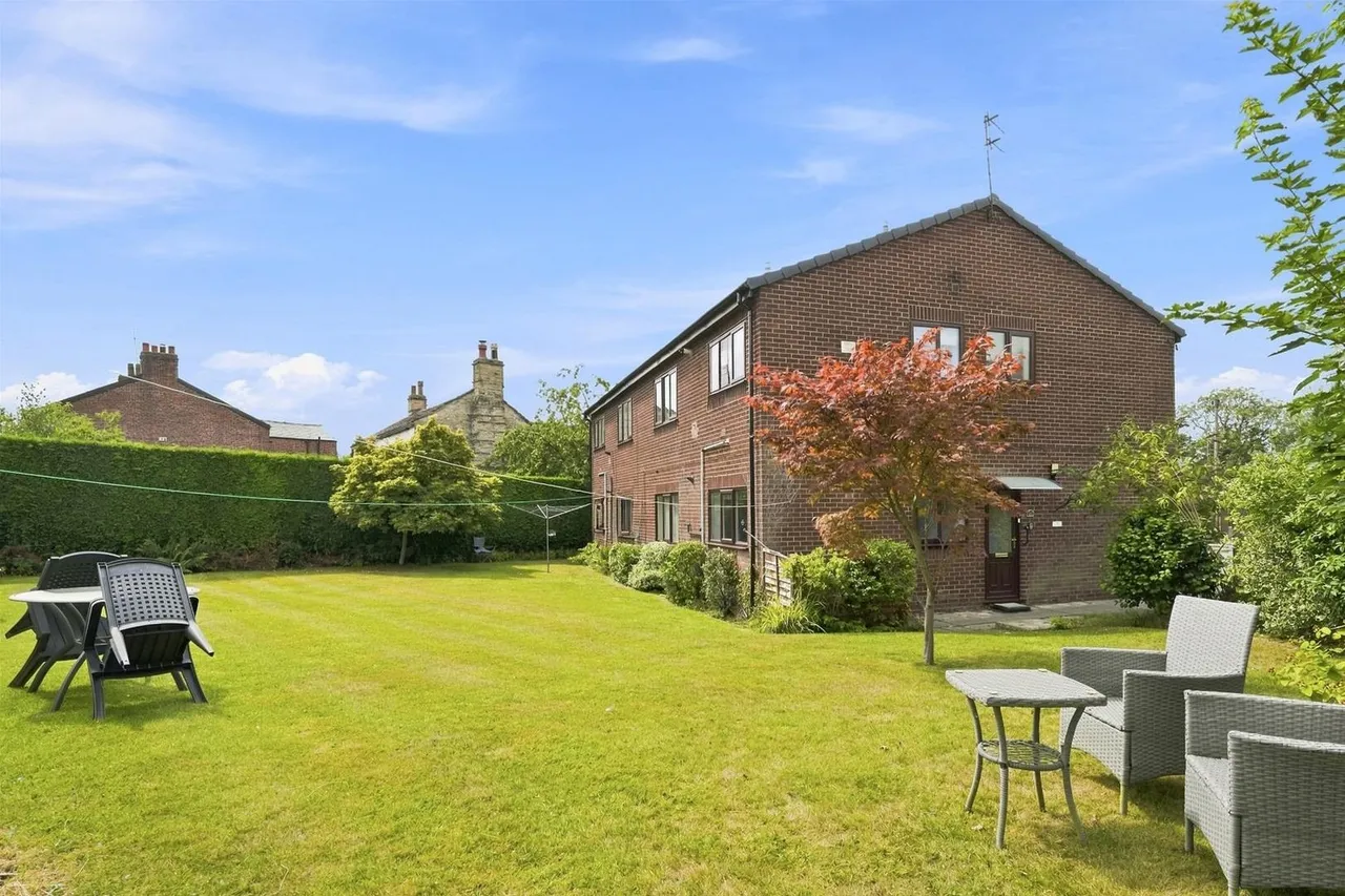 Riverbank Close, Bollington, photo 5