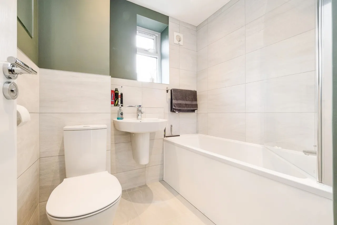 Dart Green, South Ockendon, Essex, RM15, photo 5
