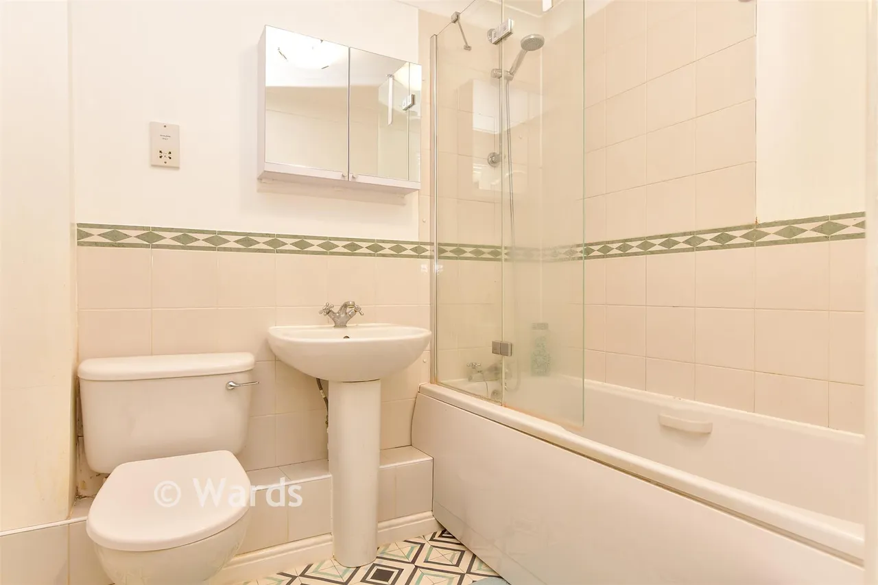 Florin Drive, Rochester, ME1, photo 12