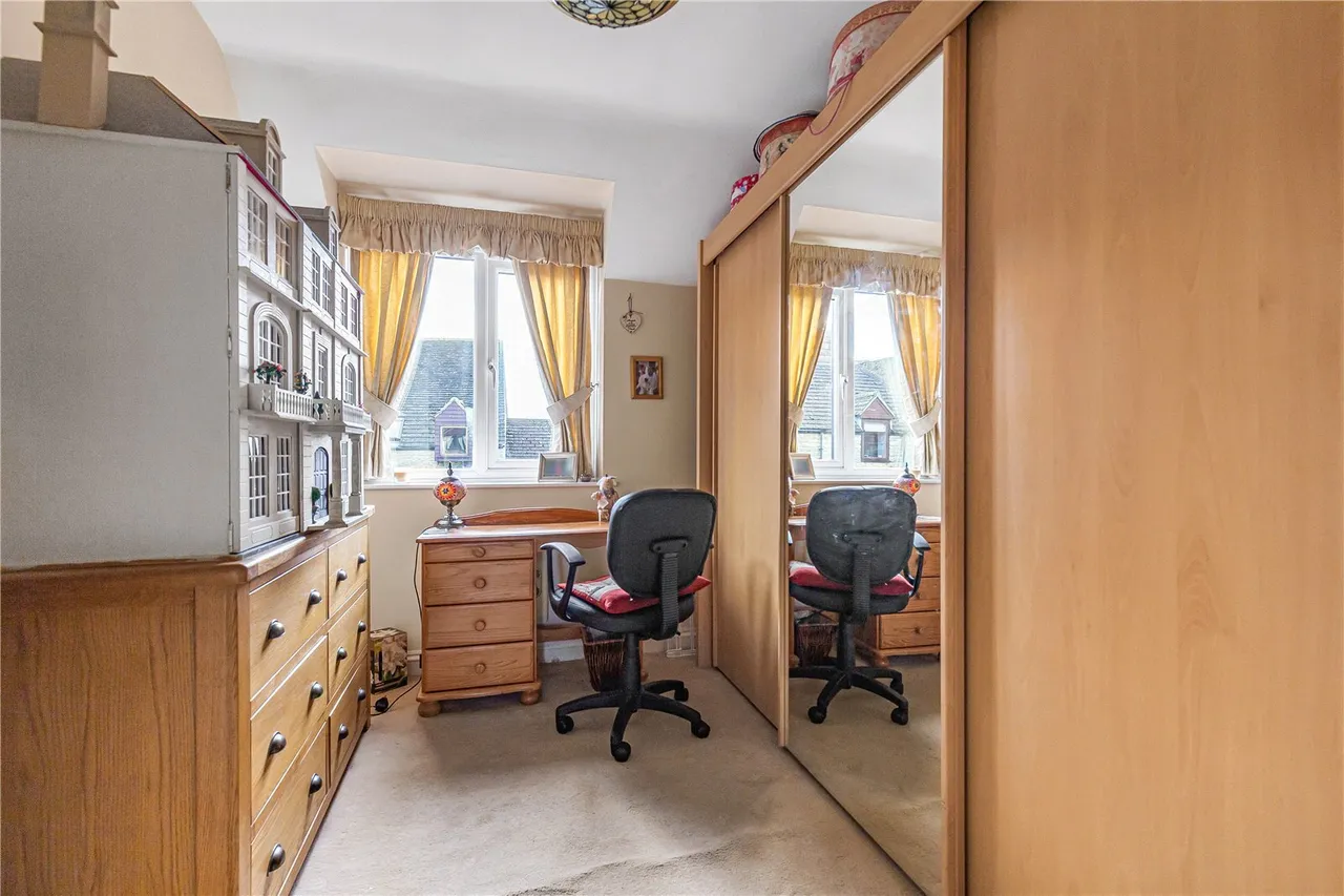Station Road, Oundle, PE8, photo 7