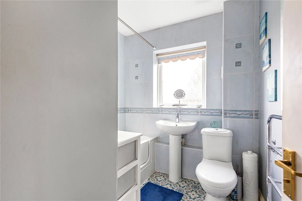 Station Road, Oundle, PE8, photo 6