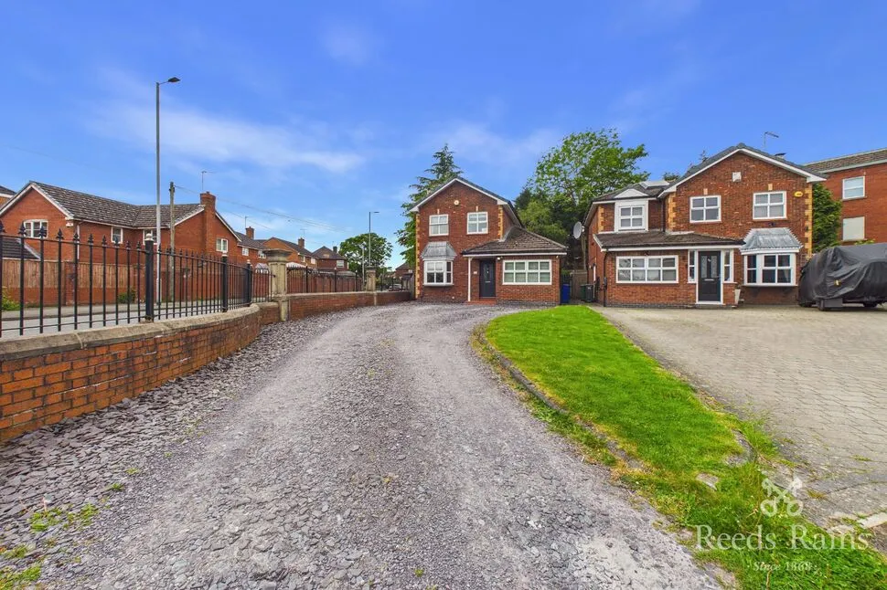 3 bed house for sale — Grosvenor Gardens, Manchester, Greater Manchester, M22