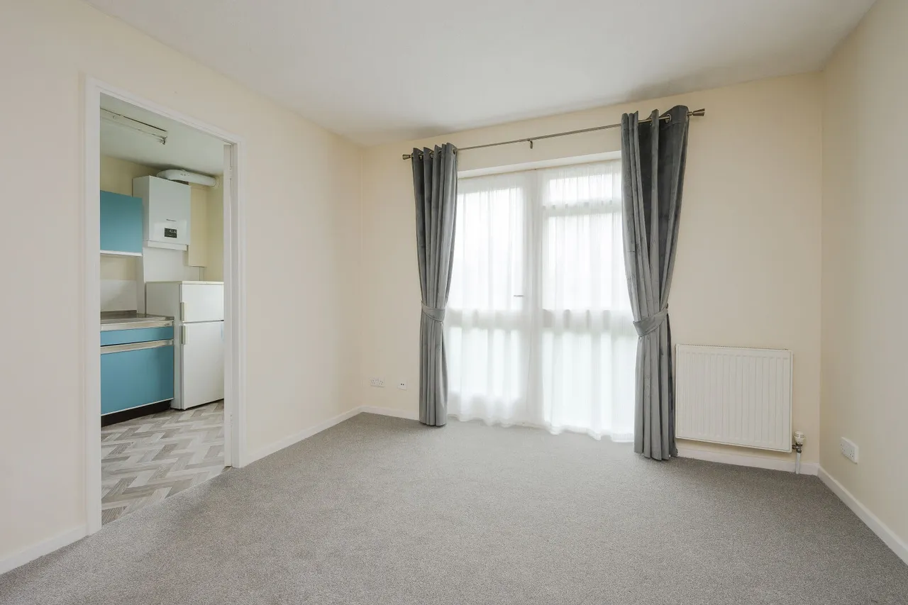 Henfield Road, London, SW19, photo 3