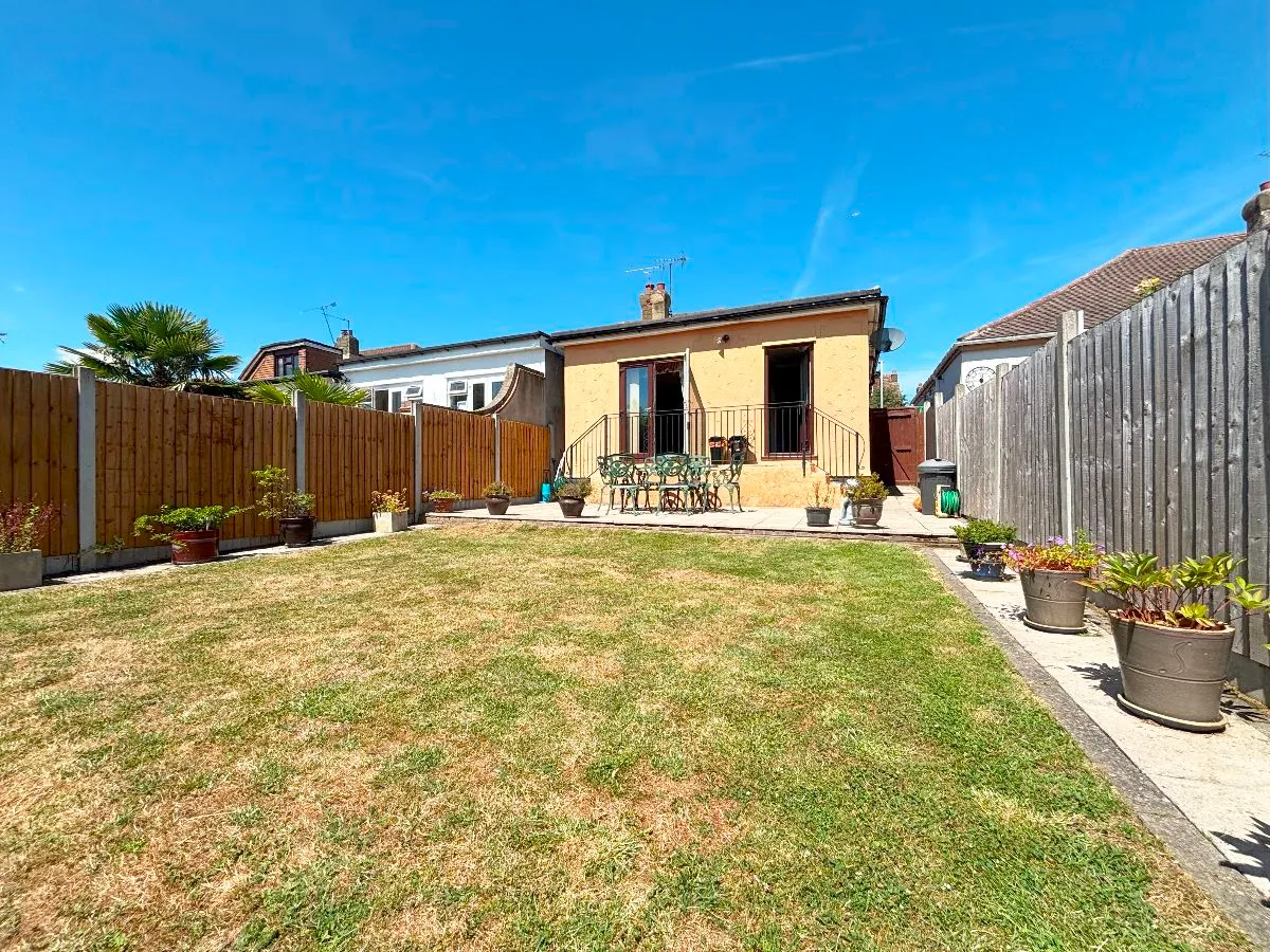 Church Road, Romford, photo 11