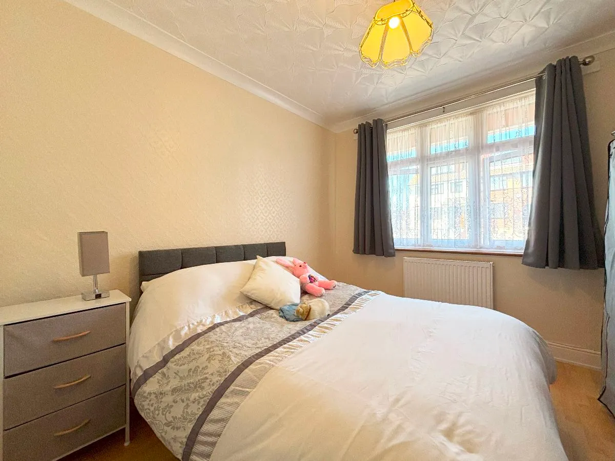 Church Road, Romford, photo 8