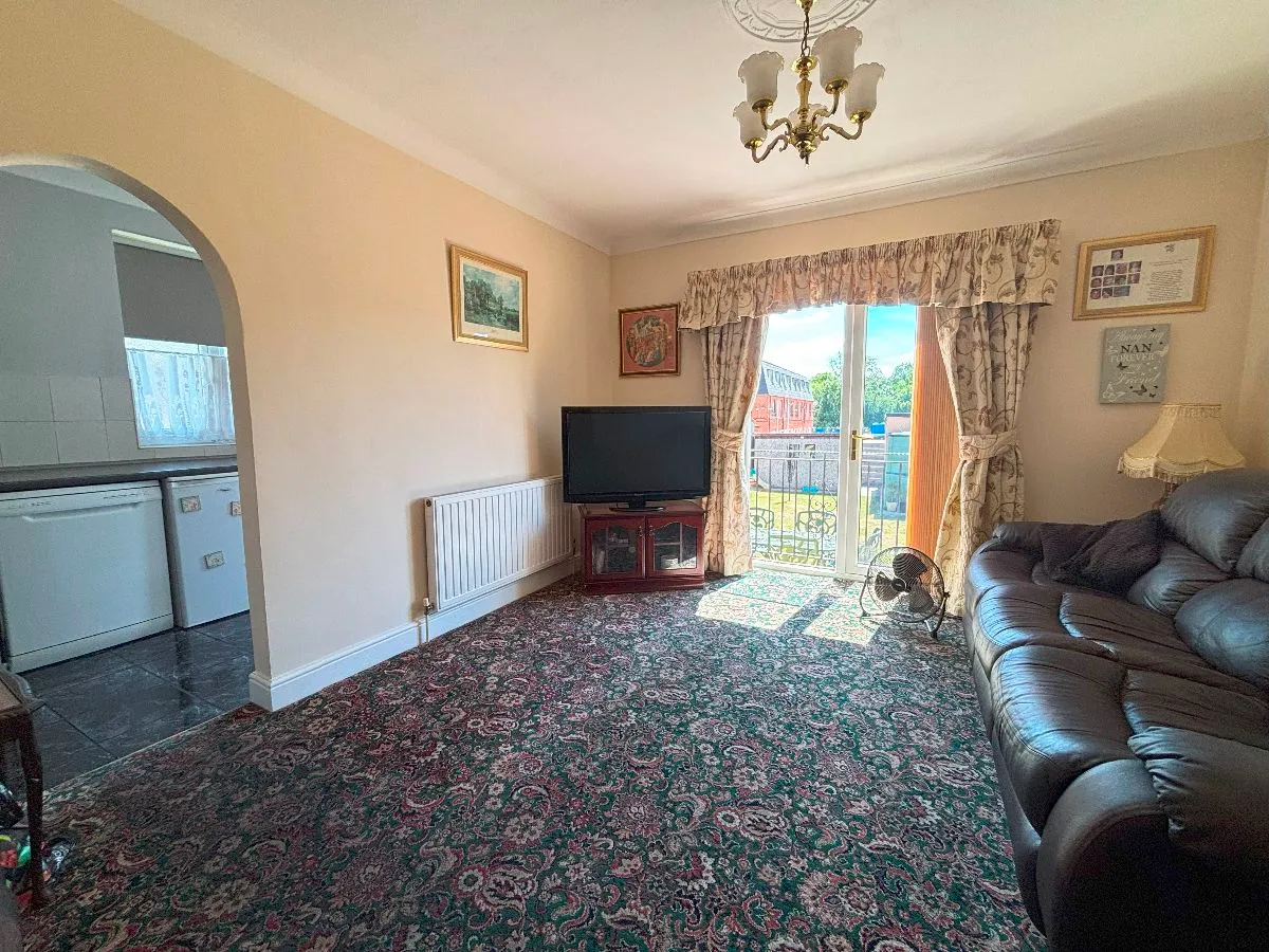 Church Road, Romford, photo 6
