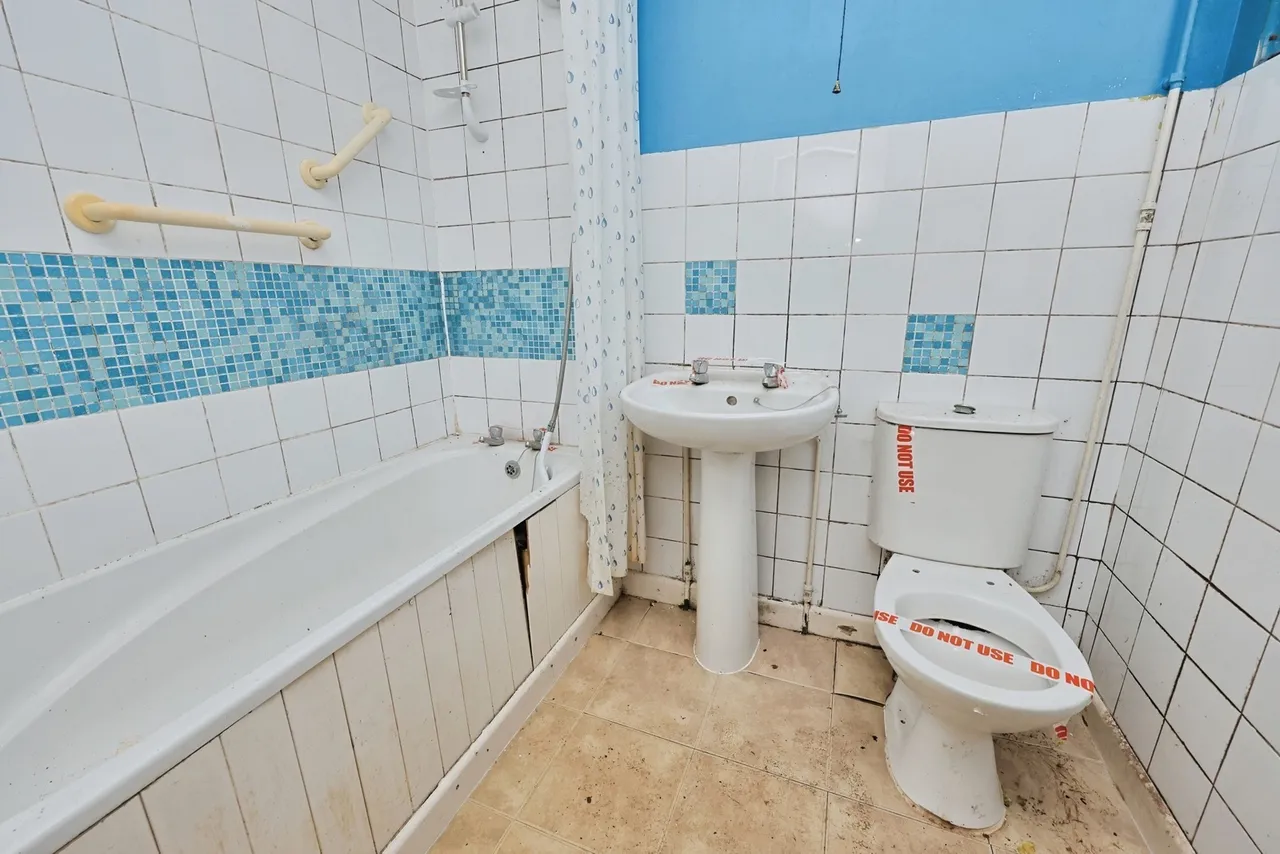 Theobald Road, Norwich, Norfolk, NR1, photo 10