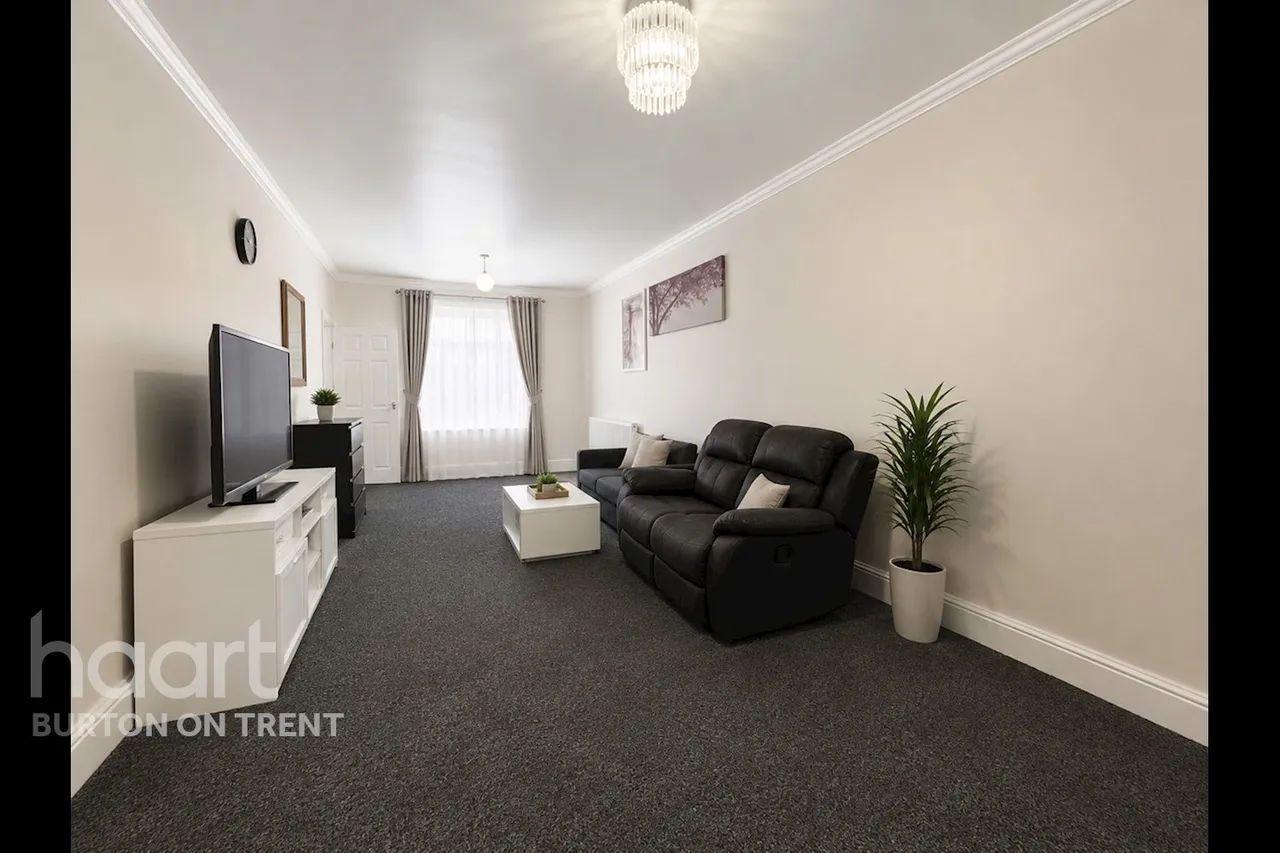 Shobnall Street, Burton-On-Trent, DE14, photo 2