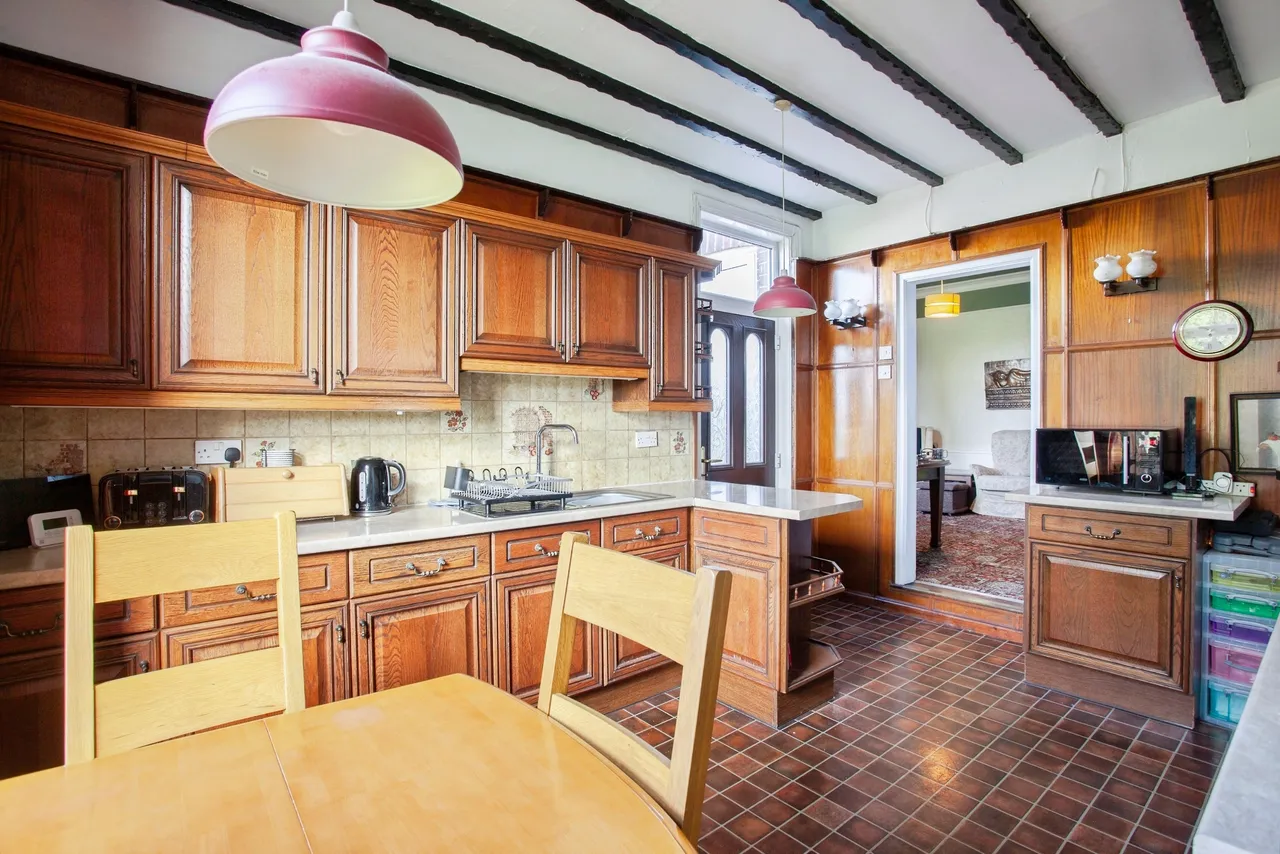 Broom Road, Rotherham, photo 6