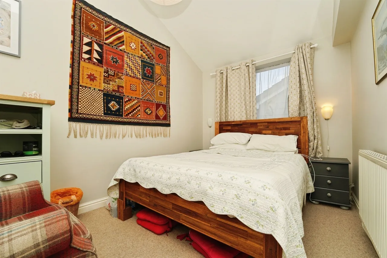 St. Peters Road, Malvern, WR14, photo 8