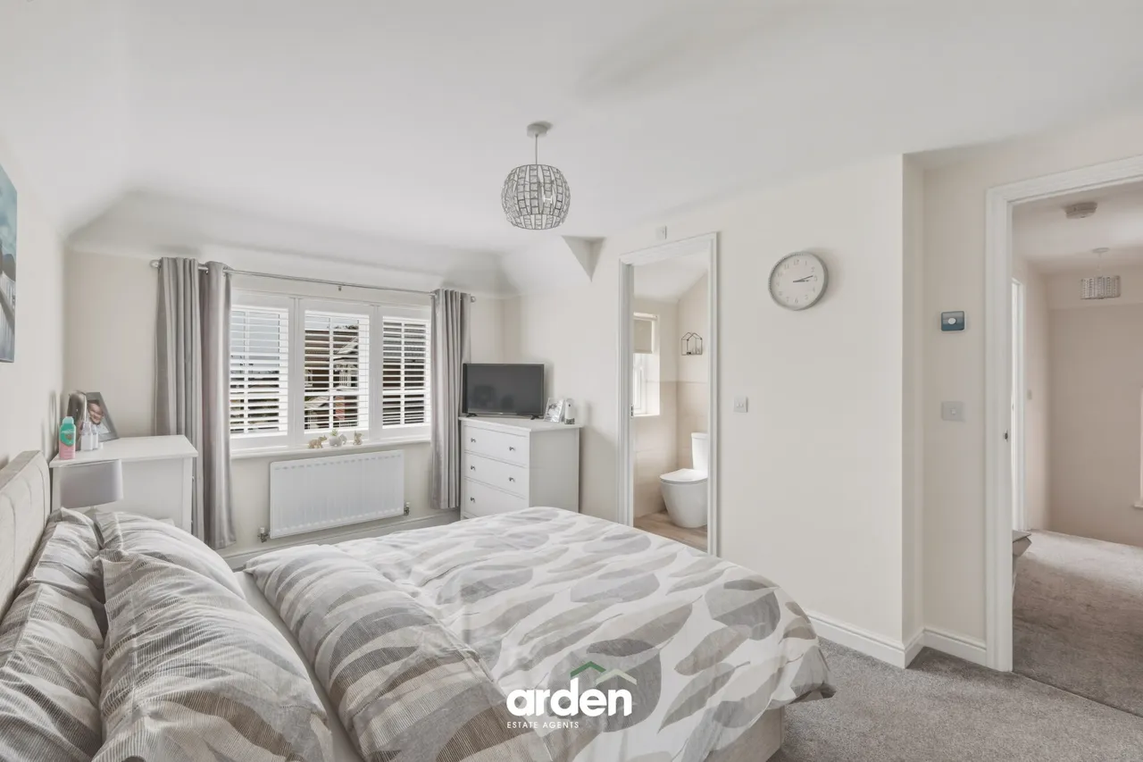 Robin Meadow, Droitwich, WR9, photo 6
