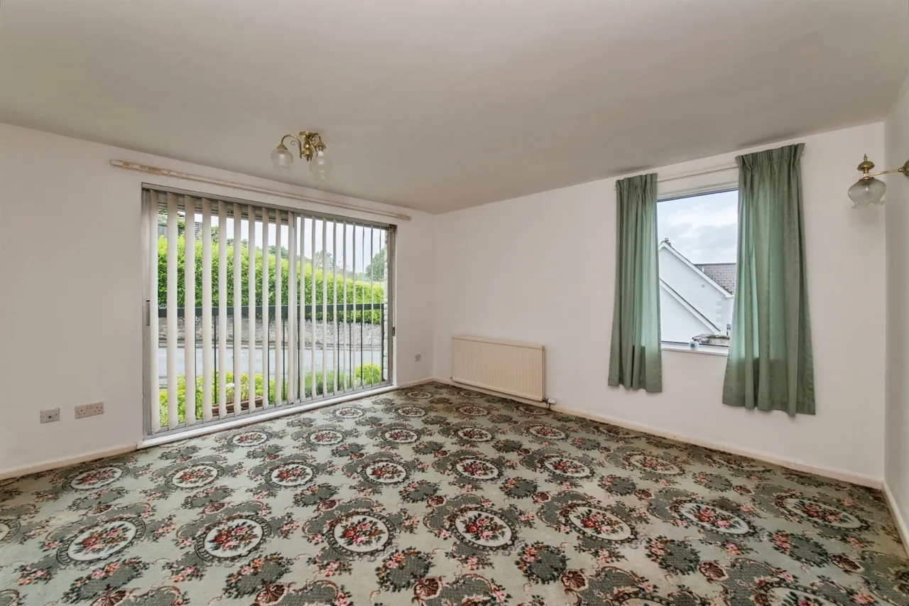 Clappentail Lane, Lyme Regis, DT7, photo 3