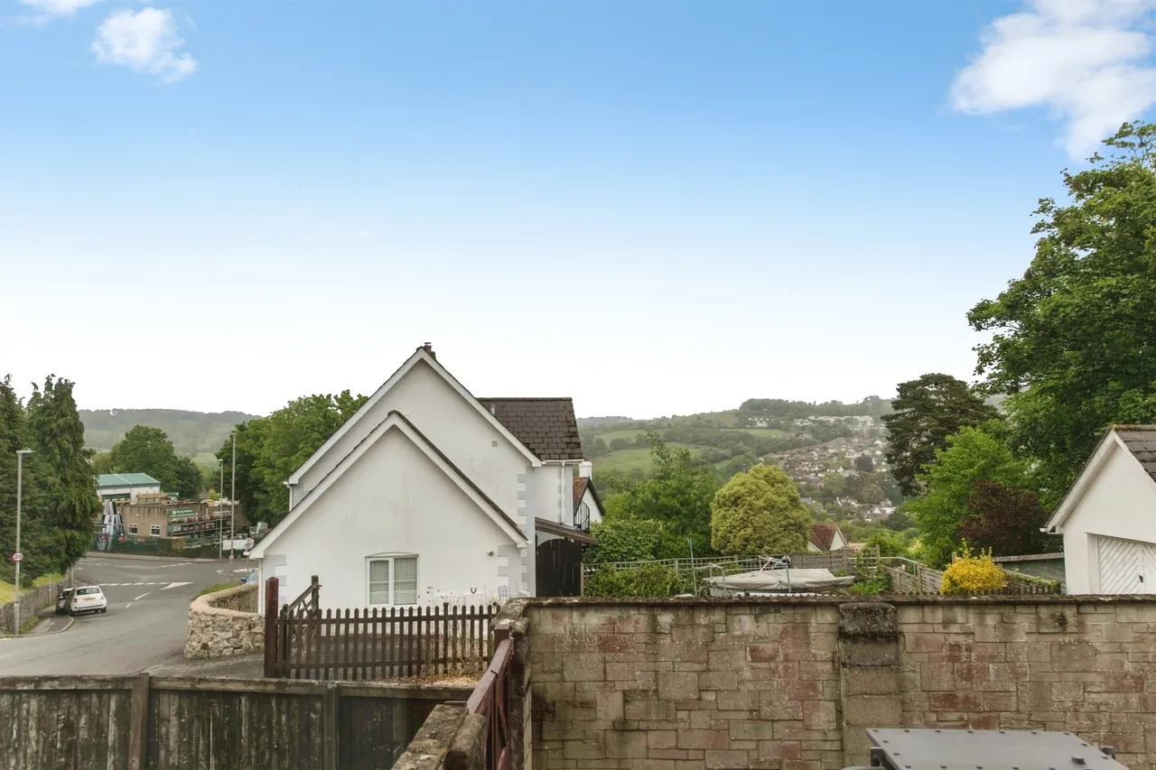 Clappentail Lane, Lyme Regis, DT7, photo 2