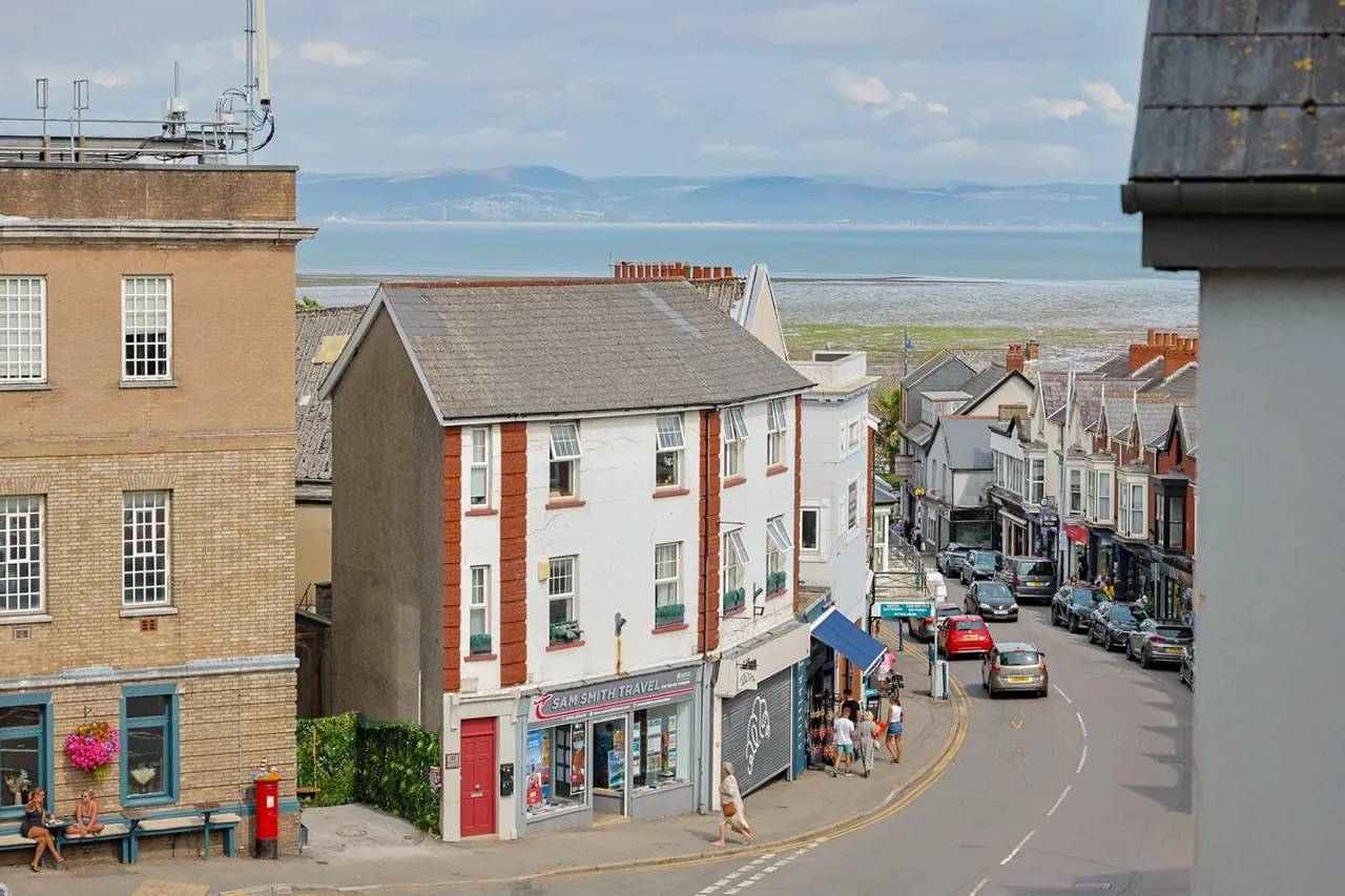 Oyster Court, Mumbles, photo 15