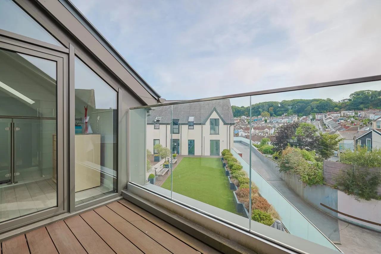 Oyster Court, Mumbles, photo 21