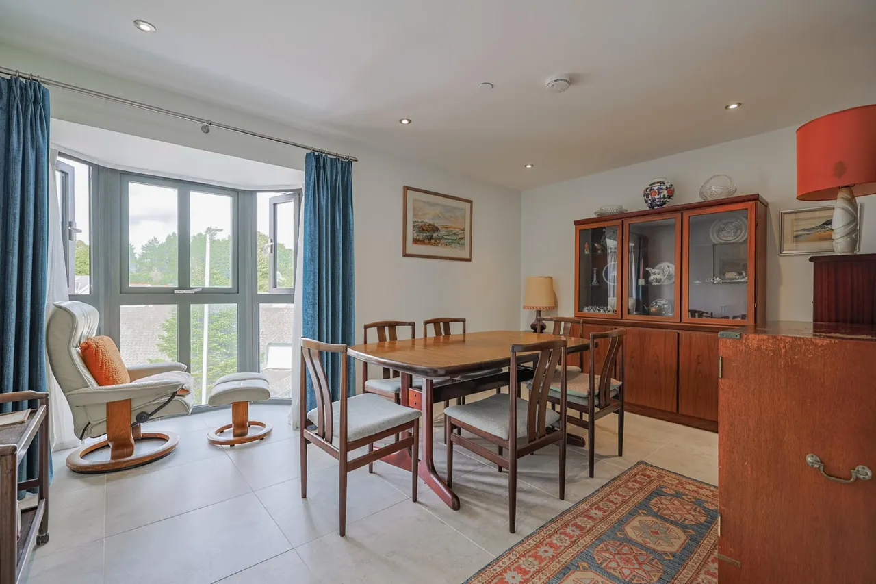 Oyster Court, Mumbles, photo 13