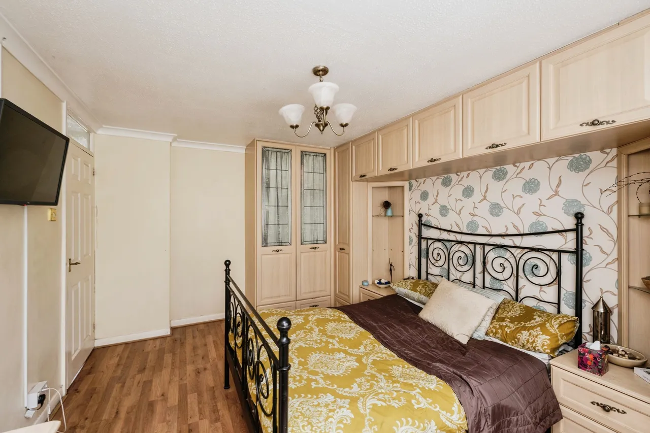 Dee Place, Swansea, SA6, photo 9