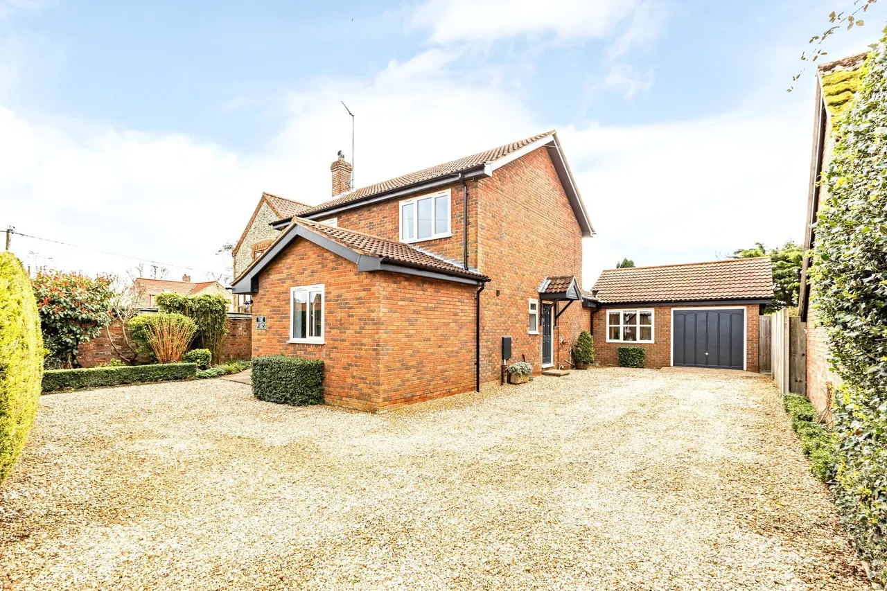 Four Bedroom Detached Home in Grimston, photo 24