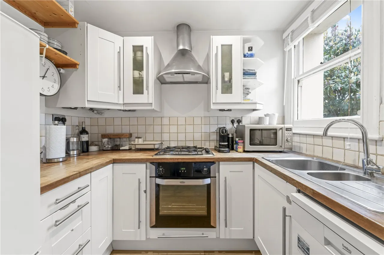 Laurel Road, Hampton, TW12 1JH, photo 4