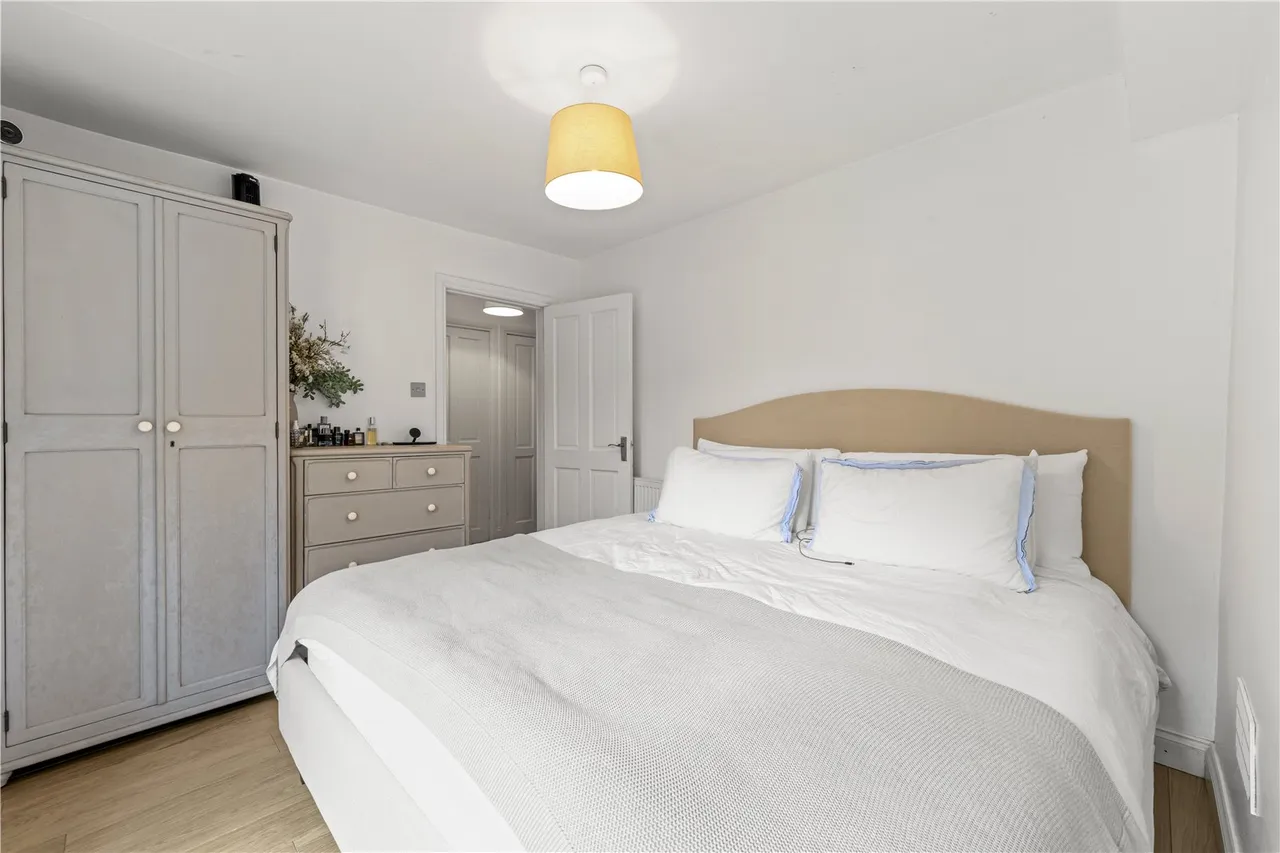 Laurel Road, Hampton, TW12 1JH, photo 8