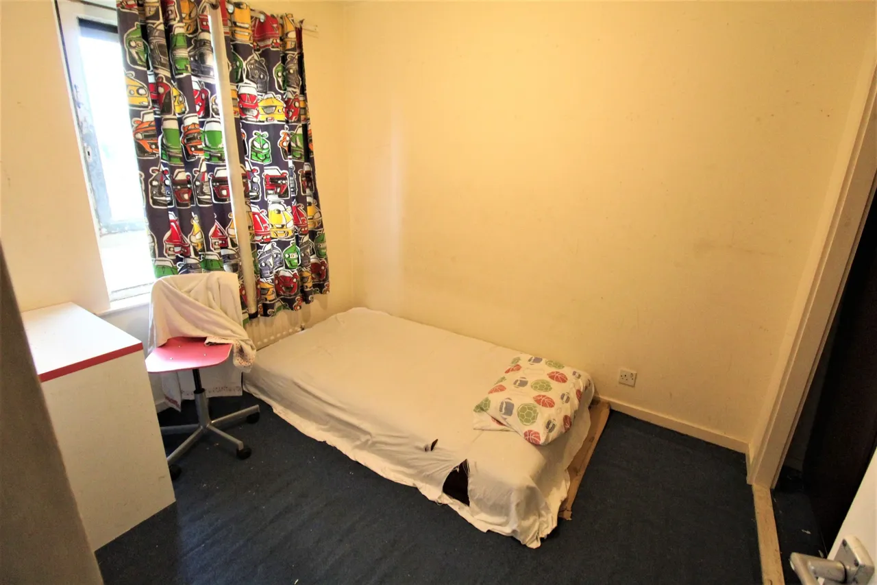 Garrison Parade, Purfleet, Essex, RM19 1ST, photo 6
