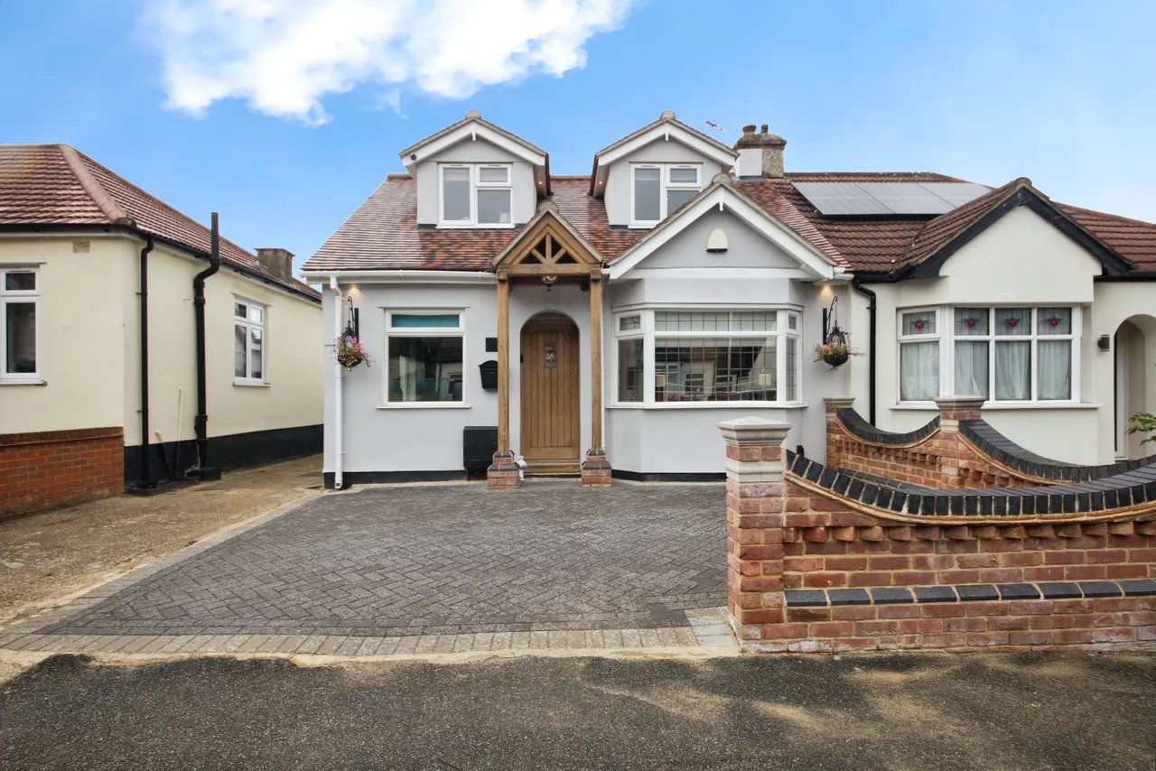 Hillview Avenue, Hornchurch, RM11, photo 20