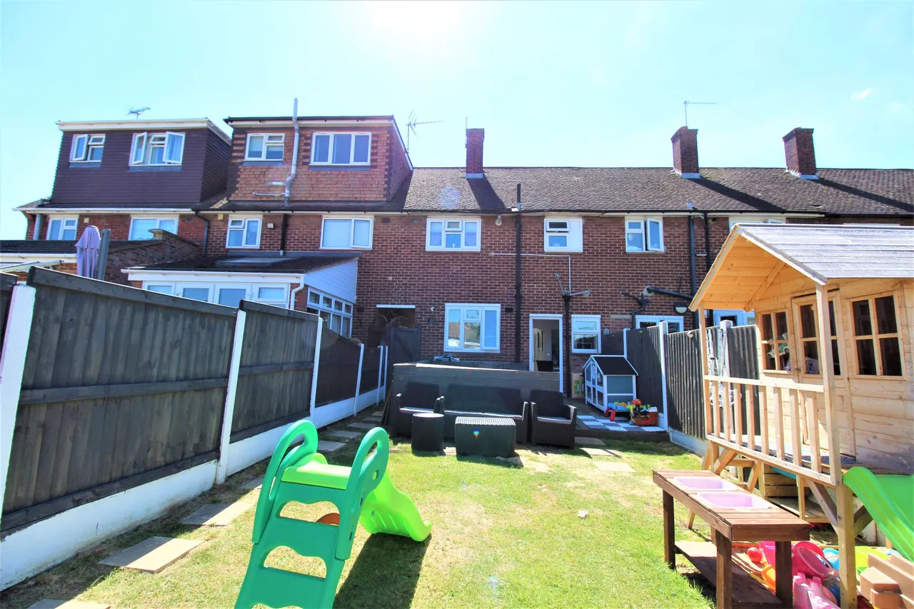 Cullen Square, South Ockendon, Essex, RM15 6AD, photo 12