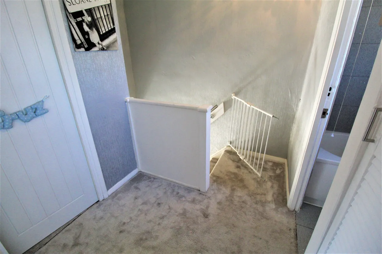 Cullen Square, South Ockendon, Essex, RM15 6AD, photo 8