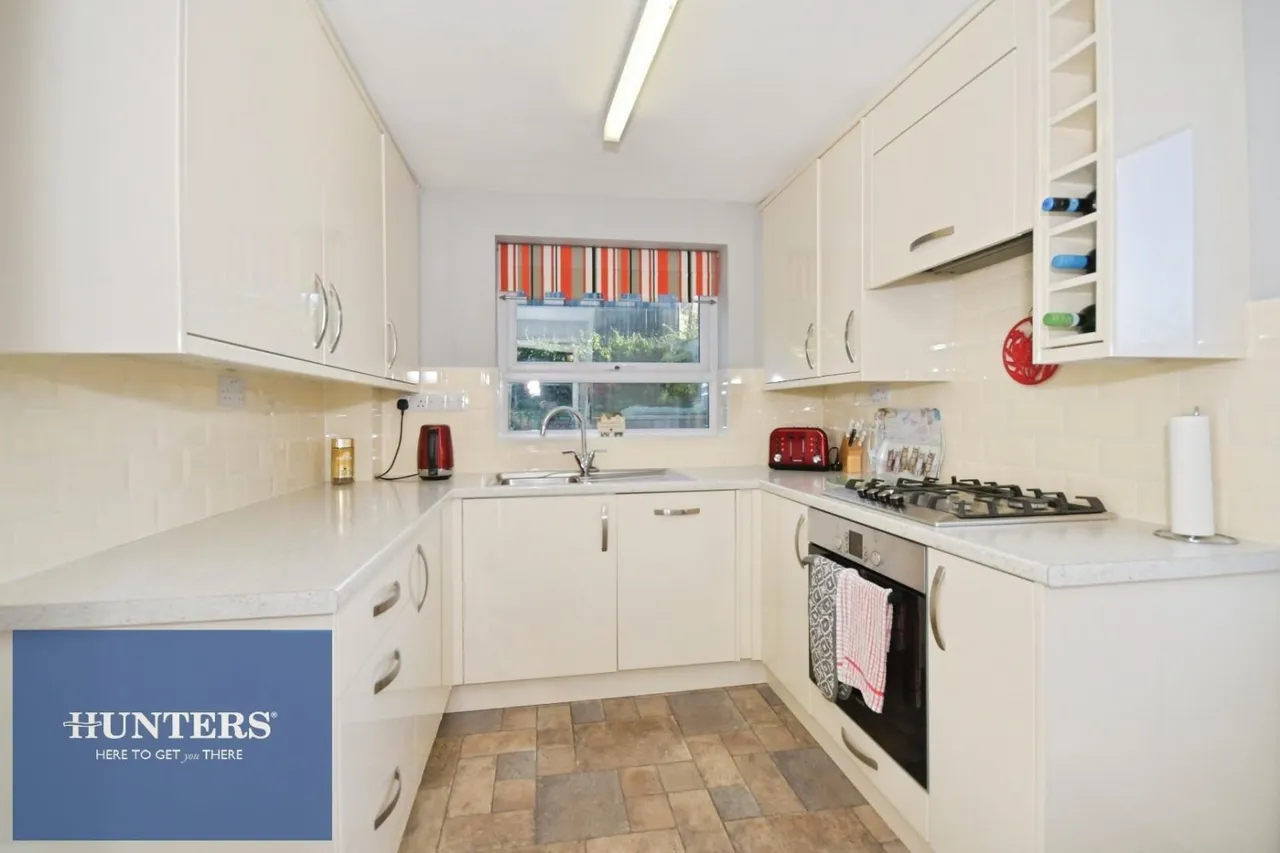 Newbridge Court, Old Whittington, S41, photo 5