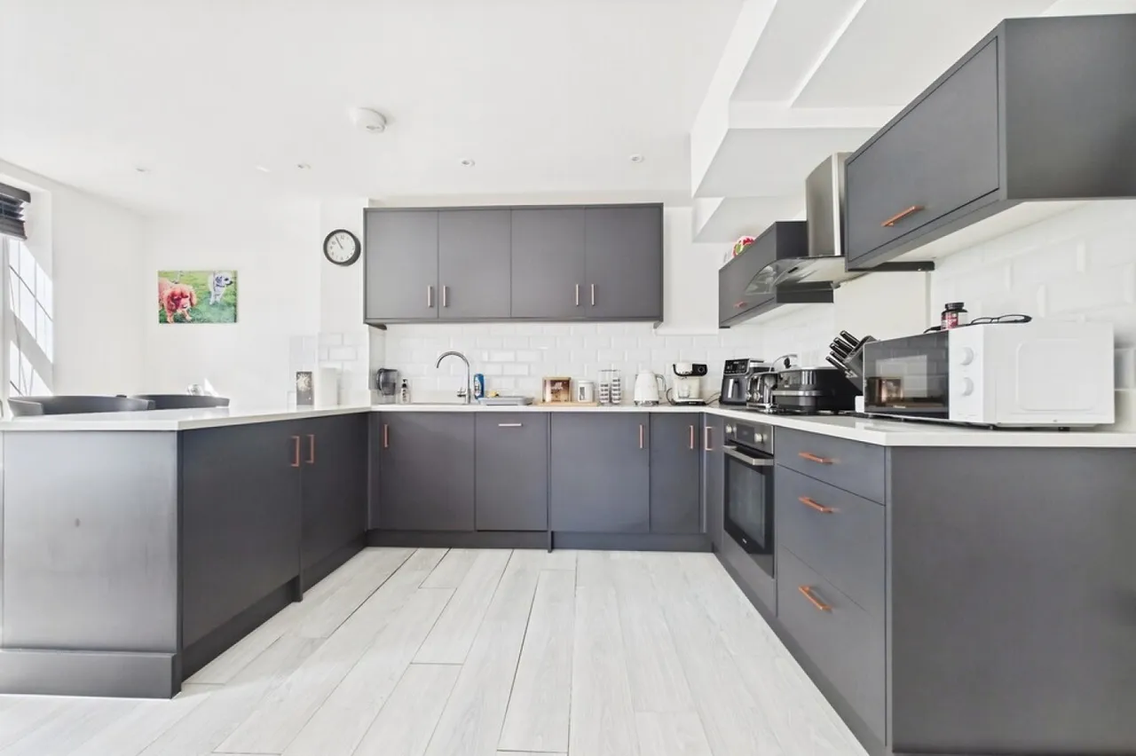 Major Close, Folkestone, CT20, photo 11