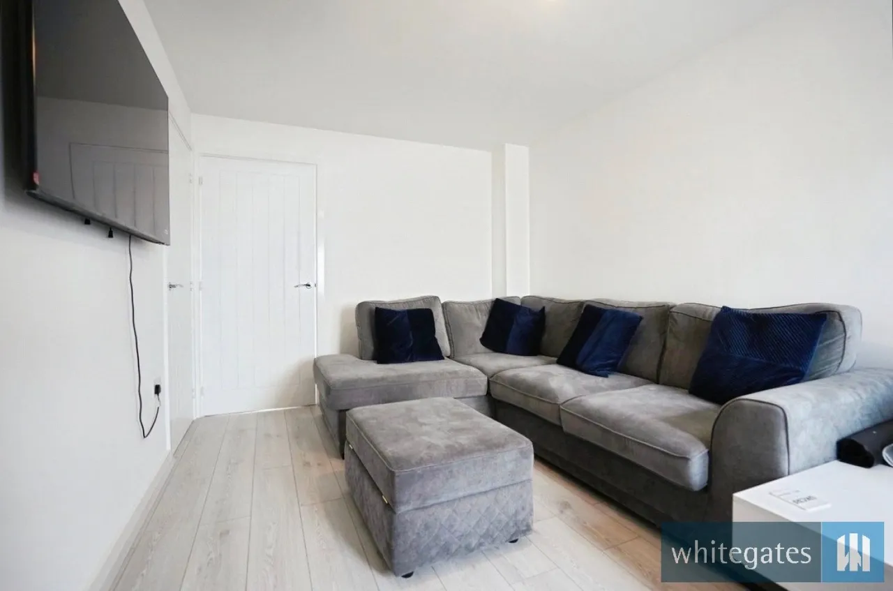 Falcon Avenue, Maghull, L31, photo 2