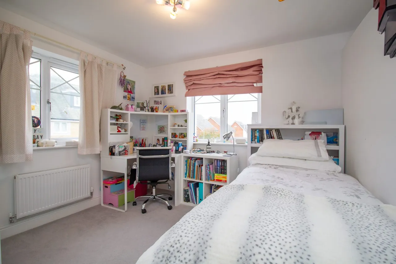 Nugent Close, Church Crookham, Fleet, GU52 8BH, photo 15