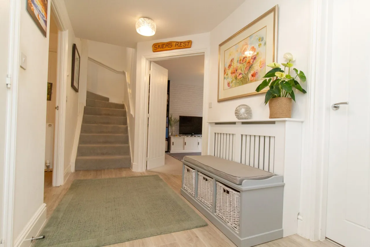 Nugent Close, Church Crookham, Fleet, GU52 8BH, photo 2