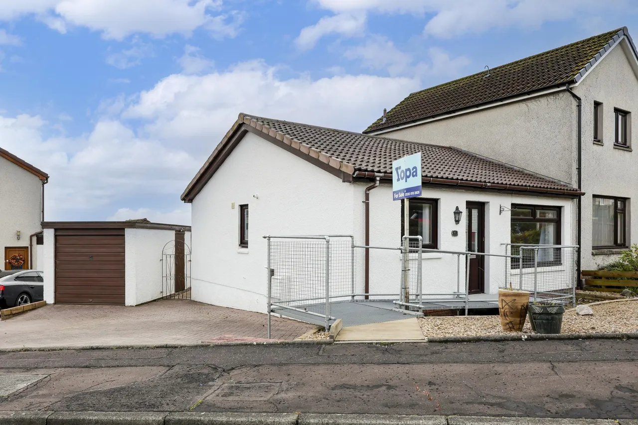 2 bed house for sale, Dempster Place, Dunfermline, KY12