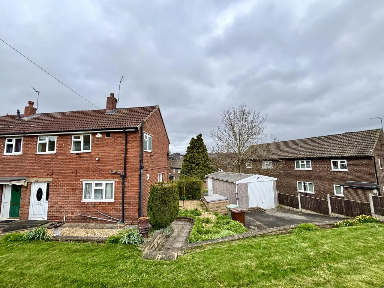 3 bed house for sale, King George Road, Horsforth, LS18