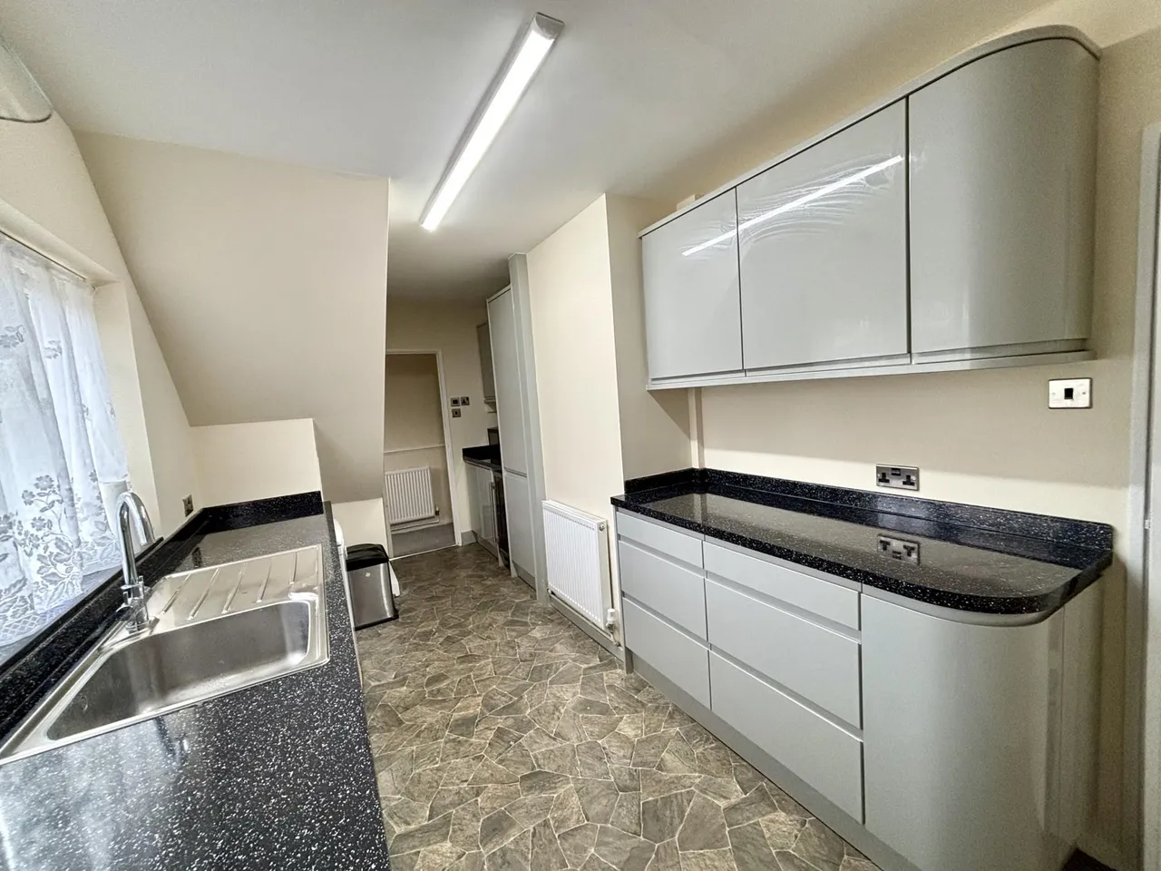 King George Road, Horsforth, LS18, photo 2