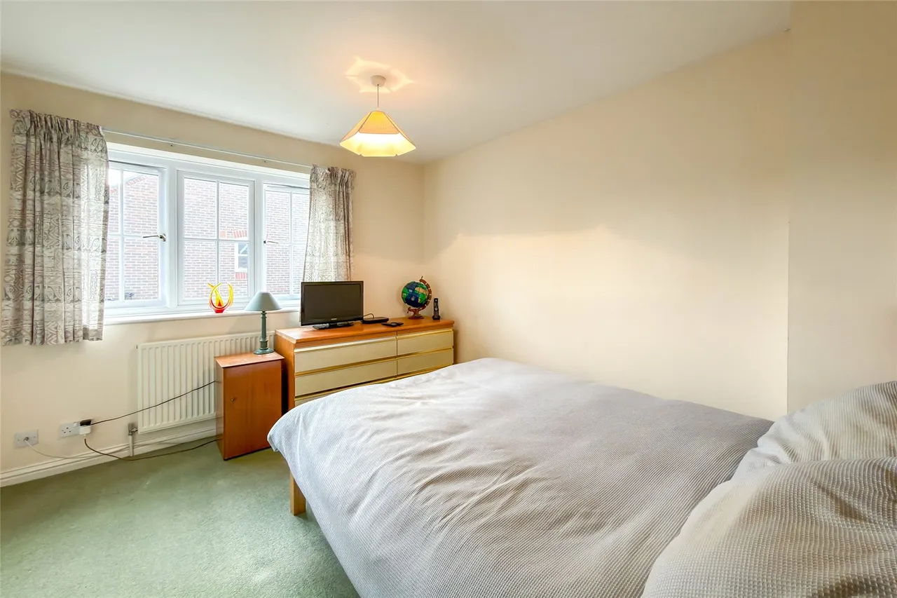 Betjeman Close, Harpenden, Hertfordshire, AL5 4XH, photo 6