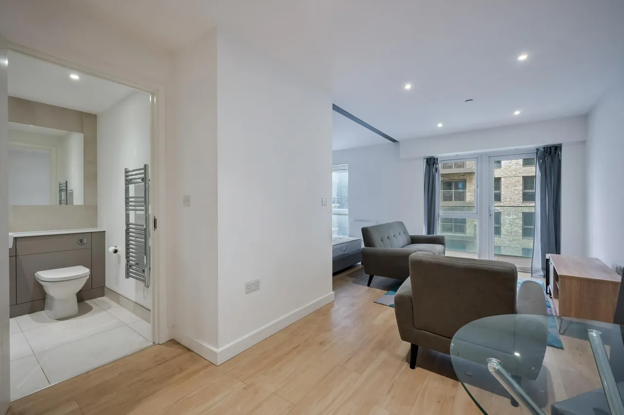 Celeste House, London, NW9, photo 8