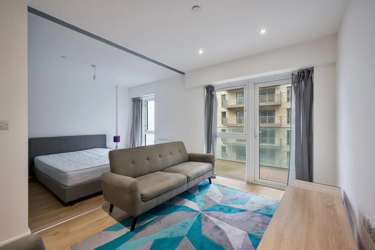 Celeste House, London, NW9, photo 9