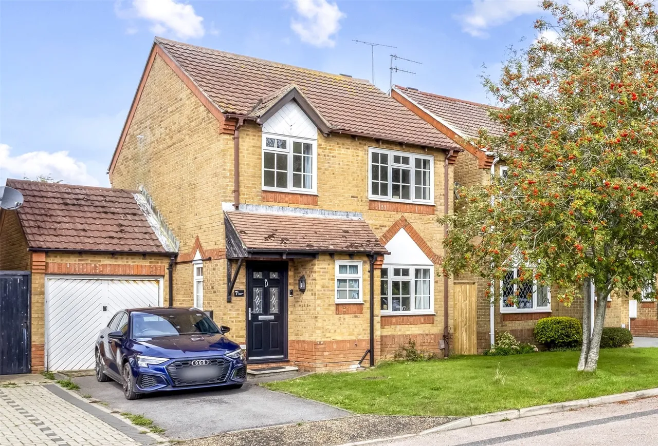 3 bed house for sale, Glebeside Close, Tarring, BN14